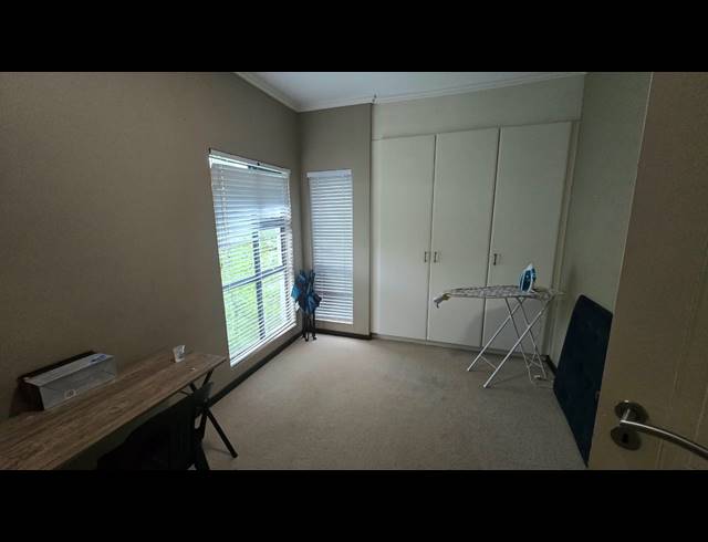 2 BEDROOM APARTMENT TO LET IN PALM LAKES ESTATE